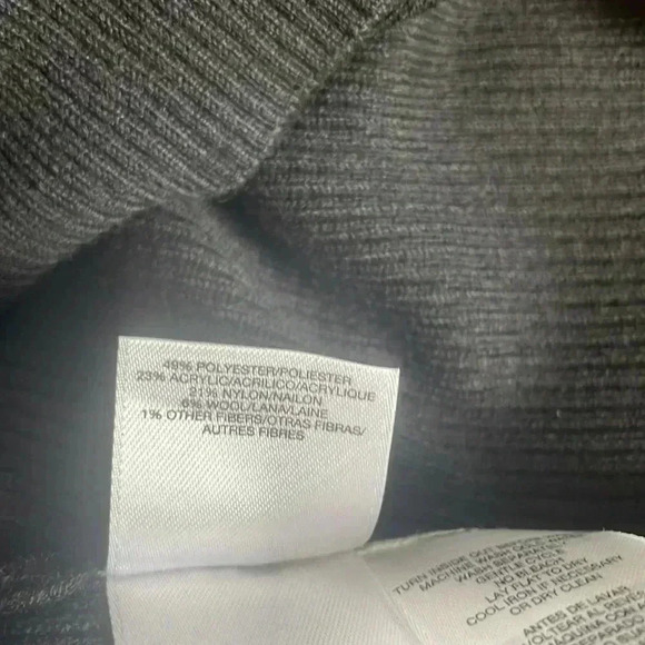 Anne Klein size Small mock turtleneck.  NWT. - Picture 7 of 7